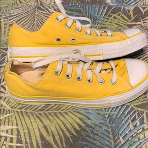 converse school bus shoes